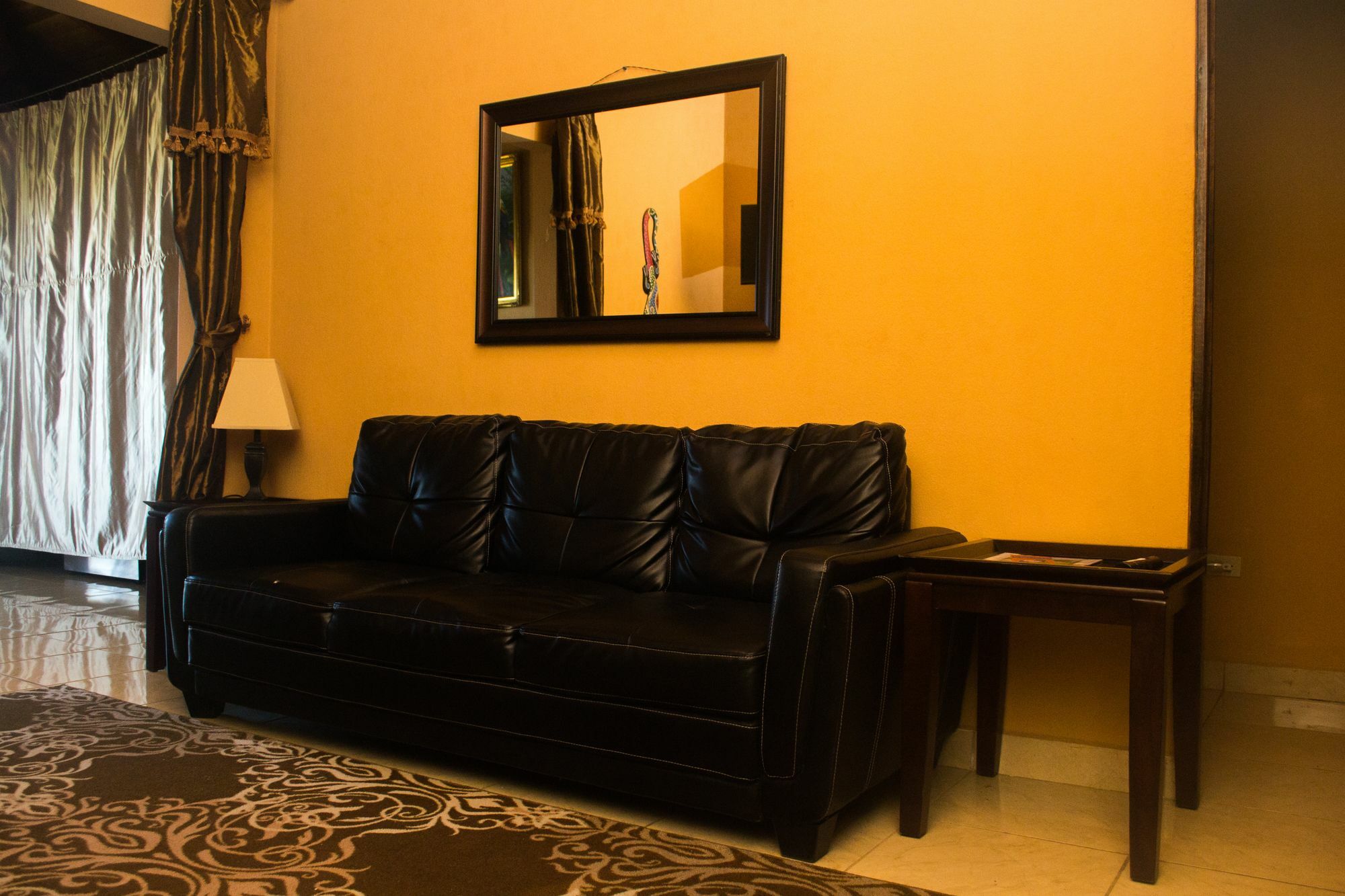 Barons Resort أتيناس المظهر الخارجي الصورة