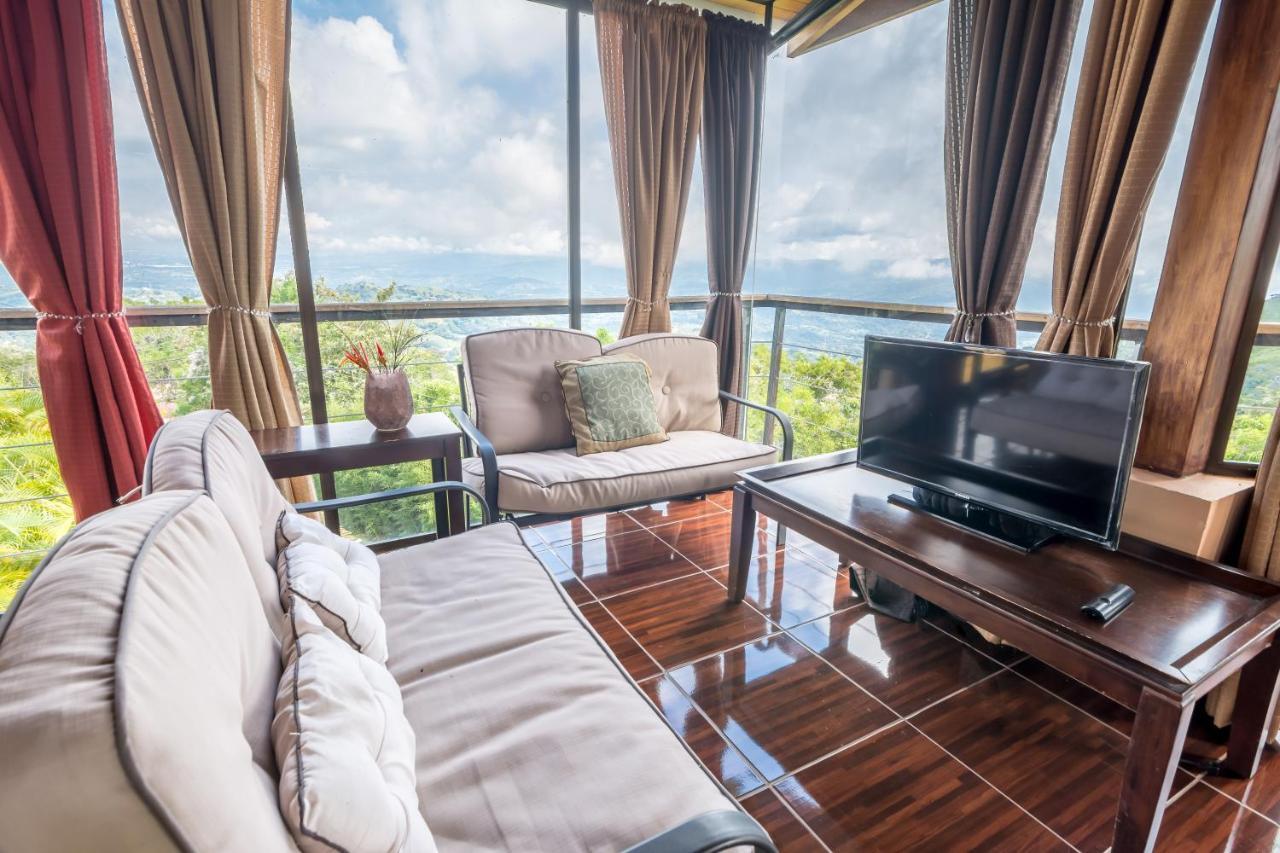 Barons Resort أتيناس المظهر الخارجي الصورة