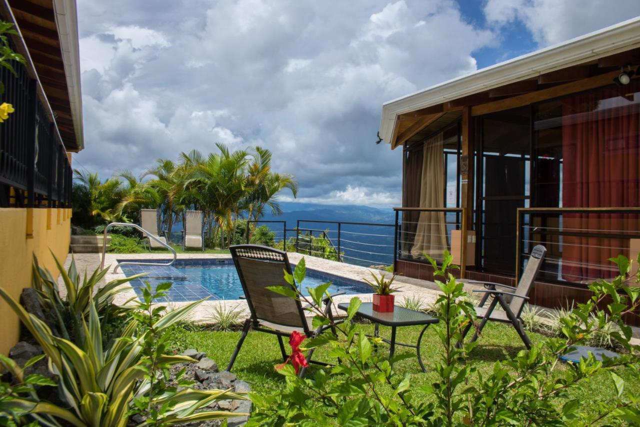 Barons Resort أتيناس المظهر الخارجي الصورة